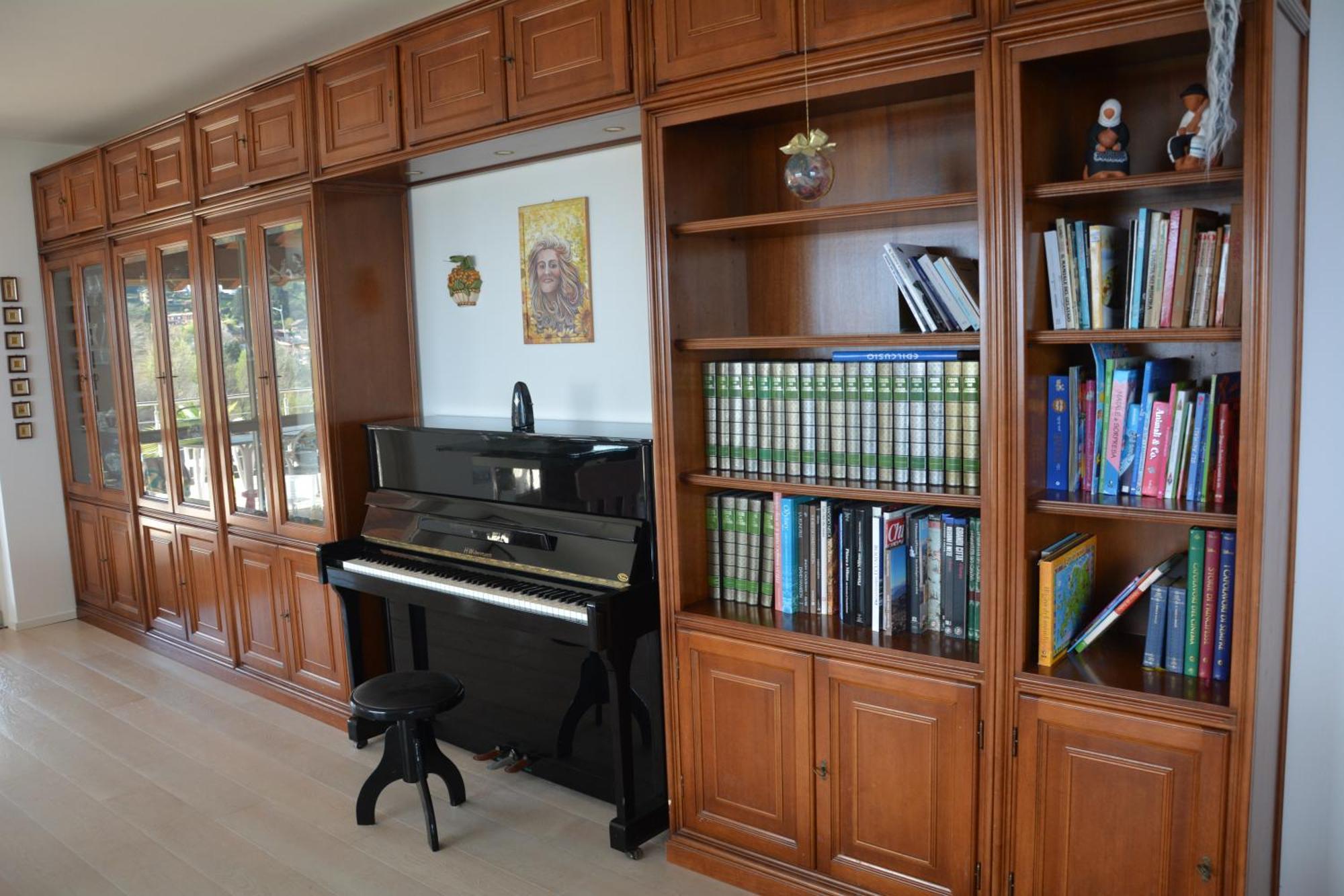 Il Girasole Apartment Meina Bilik gambar