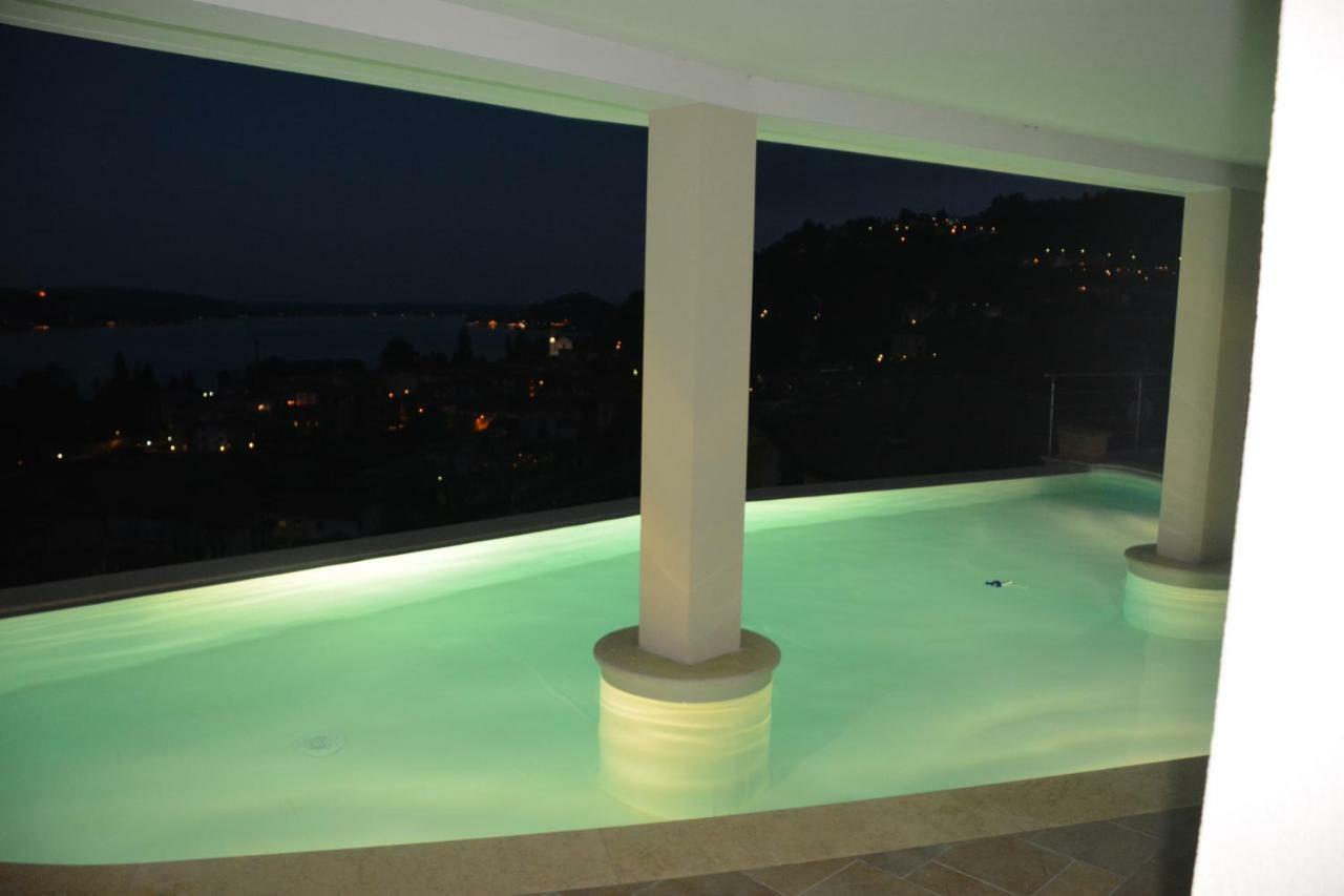 Il Girasole Apartment Meina Luaran gambar